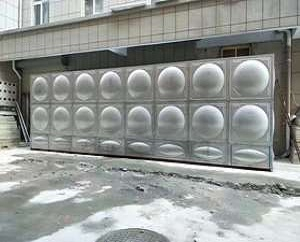 不鏽鋼生（shēng）活（huó）水箱