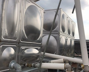 不鏽鋼生活水箱（xiāng）